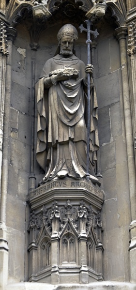 File:Lanfrancstatuecanterburycathedraloutside.jpg