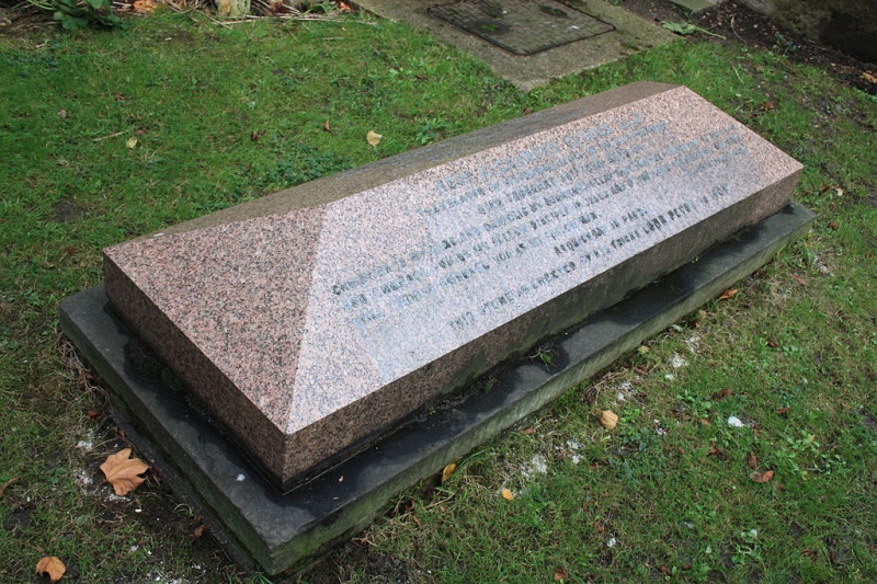 Image:The grave of Rev Alexander Geddes, St Marys Paddington.JPG
